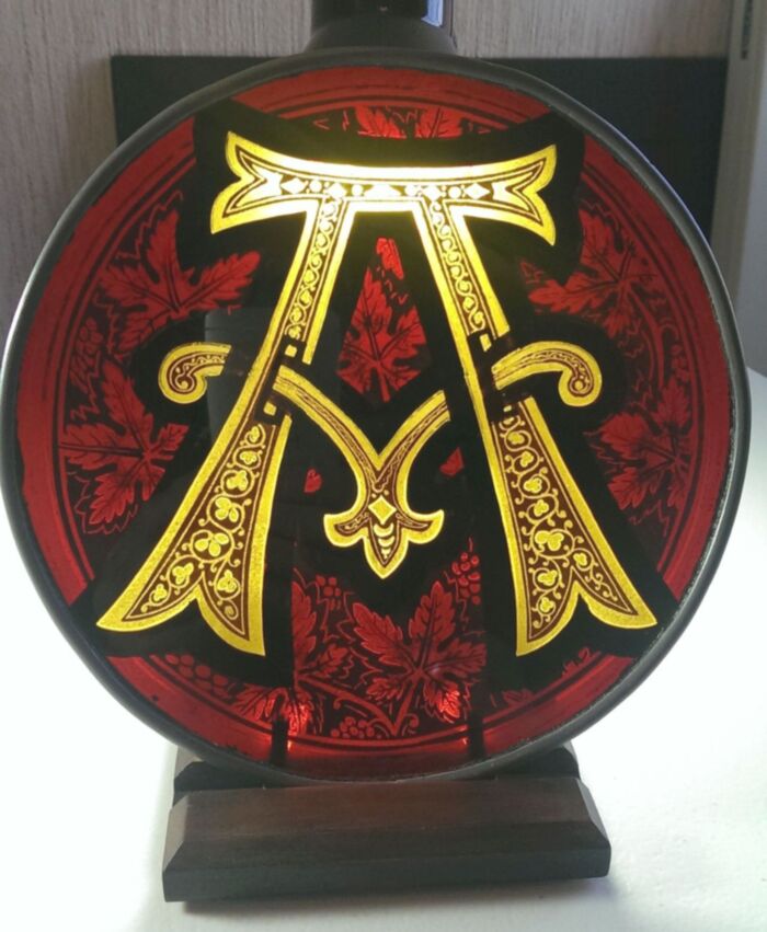 Roundel - Alpha