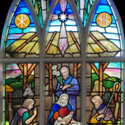 Agnes Gee and Mary Gunn memorial window