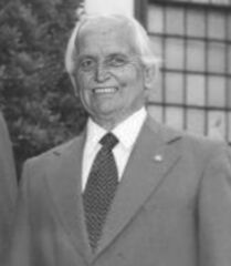 Douglas Stewart Gill