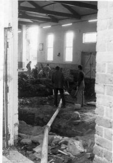 1974-Pumping-concrete-inside-hall-1