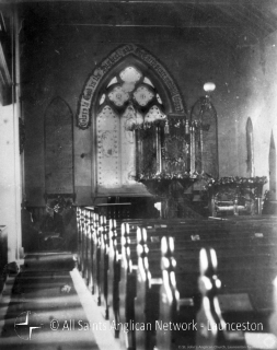 1880-ca-chancel-and-Cameron-Memorial-Window