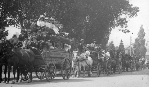 1900-Procession-to-the-Sunday-School-Treat-3