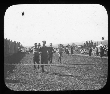 1900-boys-race-Sunday-School-Treat