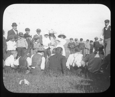 1900-children-and-helpers-Sunday-School-Treat