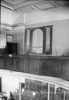 1912-or-later-west-gallery-with-original-organ-pipes