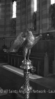 1930s-Oakden-memorial-lectern-eagle-1