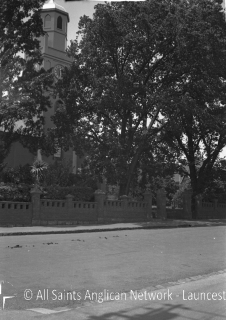 1930s-view-of-St.-Johns-from-west