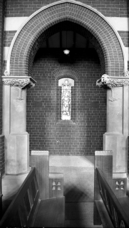 1939-ca-View-into-north-ambulatory-from-nave-2