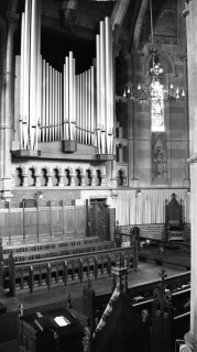 1939-ca-organ-front