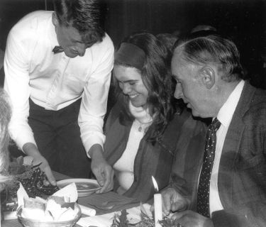 1990-circa-CEBS-dinner
