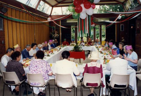 1990s-mid-Christmas-at-St.-Johns