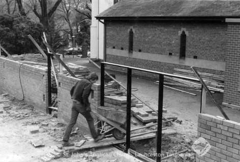 1974 Parish Centre construction 3