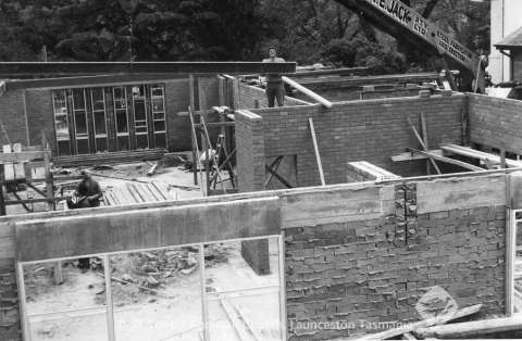 1974 Parish Centre construction 6