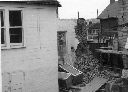 1974-Demolition-middle-hall