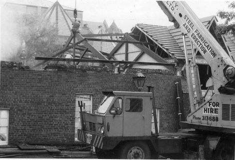 1974-Kitchen-beams-removal-2
