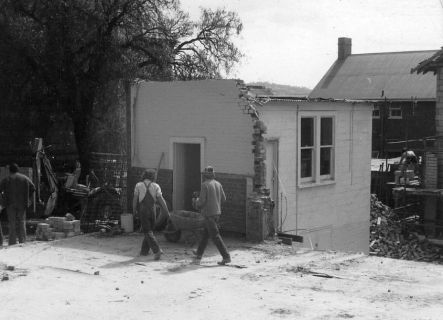 1974-Kitchen