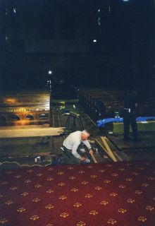 2003-building-of-dais-02