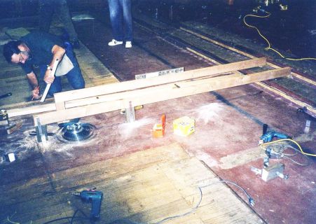 2003-building-of-dais-03